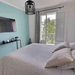 Charmant T2 Avec Balcon - Parking, Ac, Wifi